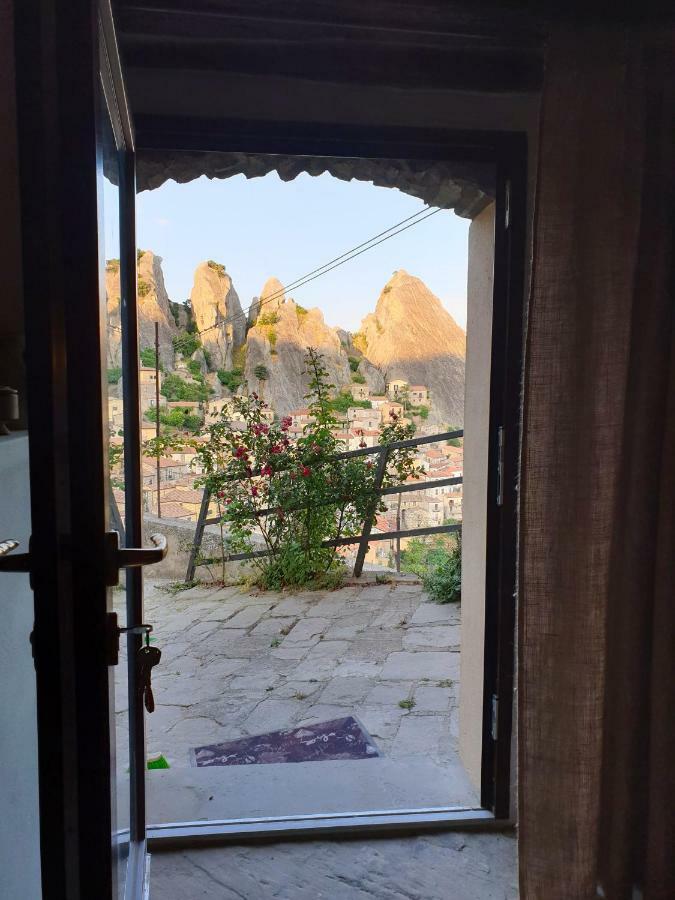 Casa Contadina Apartment Castelmezzano Exterior foto