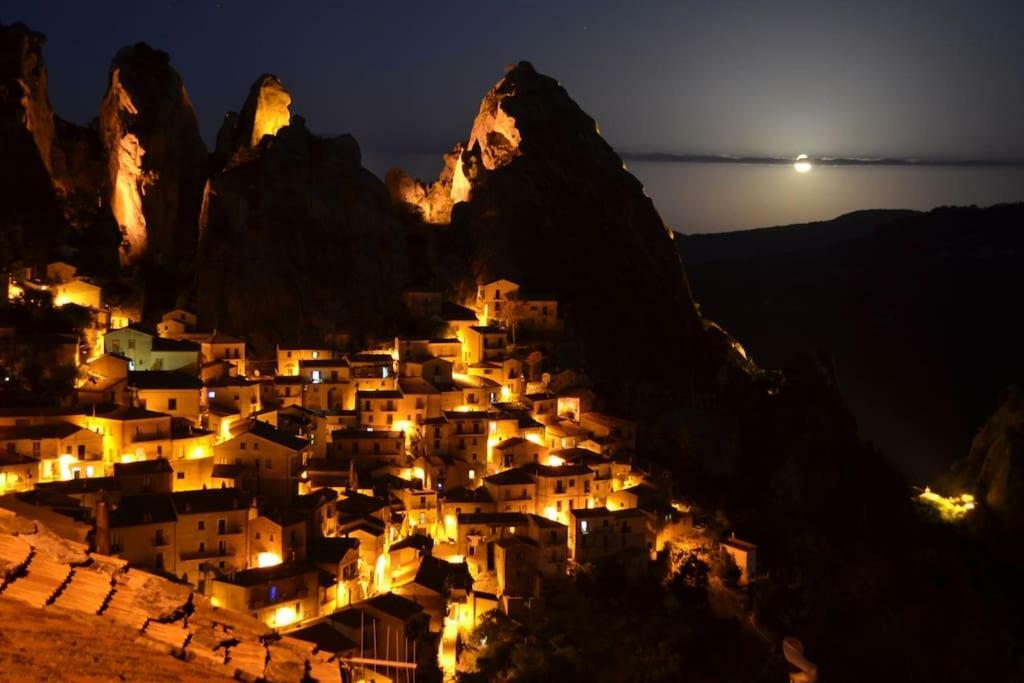 Casa Contadina Apartment Castelmezzano Exterior foto